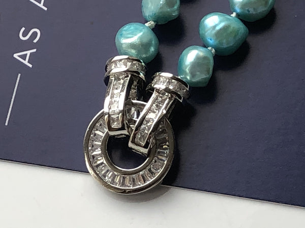 Necklace: Sea green baroque freshwater pearl - Precious as a Pearl