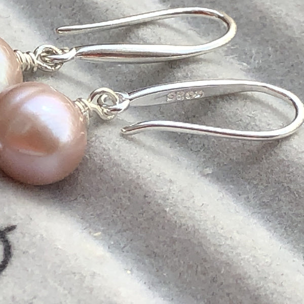 Earrings: Pink freshwater single pearl drop earrings: classic - Precious as a Pearl