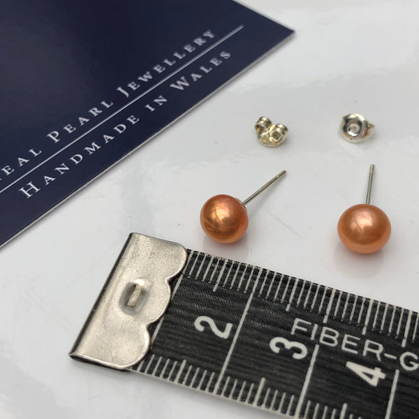 Pearl Stud Earrings: Freshwater bronze shade medium - Precious as a Pearl