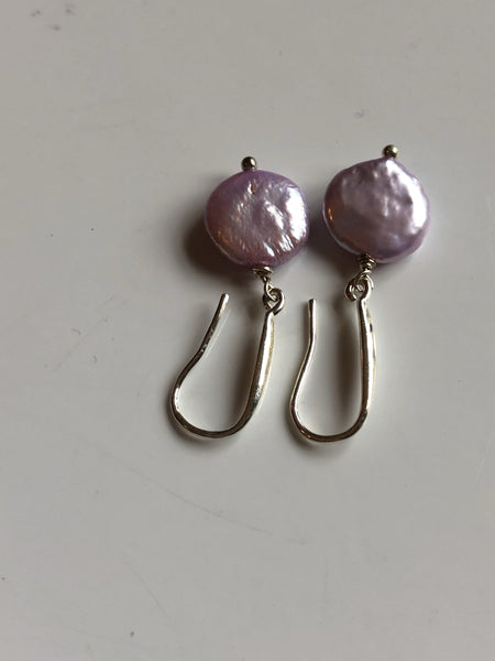 Earrings: Pearl Coin drop earrings Classic pink - Precious as a Pearl