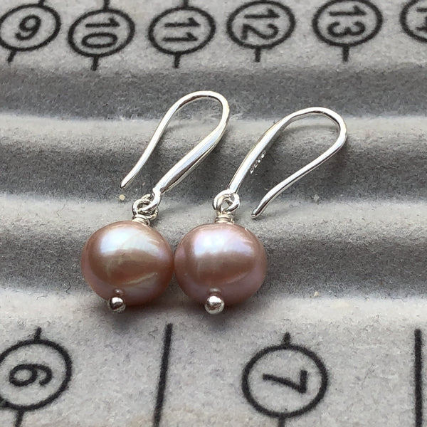 Earrings: Pink freshwater single pearl drop earrings: classic - Precious as a Pearl