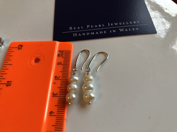 Earrings: Triple pearl drop earrings Ivory Classic - Precious as a Pearl