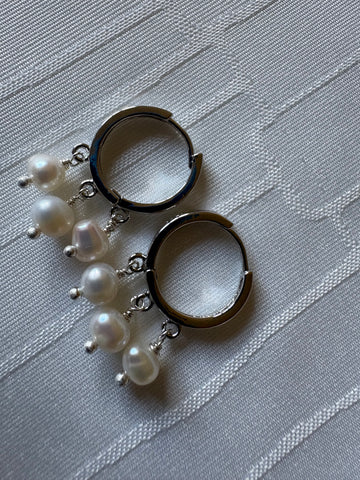 Earrings: Silver hoops with ivory freshwater pearls