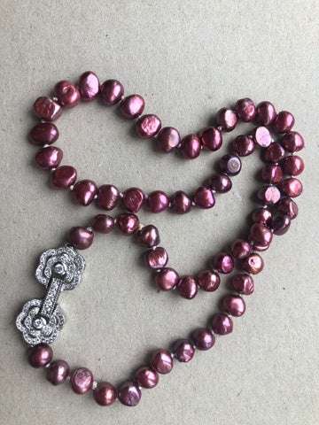 Necklace: Deep pink shade medium size freshwater pearls