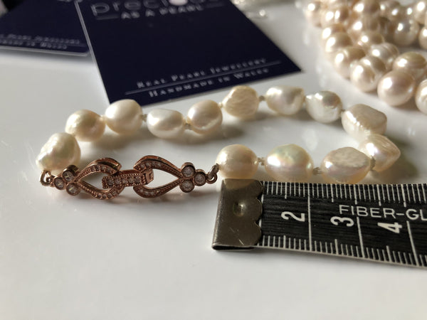 Bracelet: Ivory large baroque pearl bracelet with pretty hearts and flowers decorative clasp - classic or vintage - Precious as a Pearl