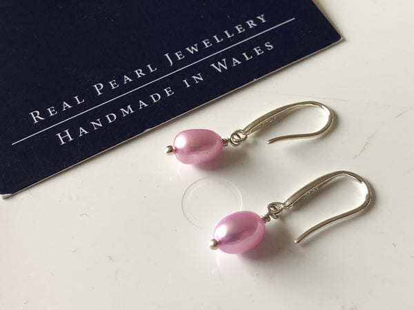 Earrings: pink single freshwater pearl drop earrings - classic